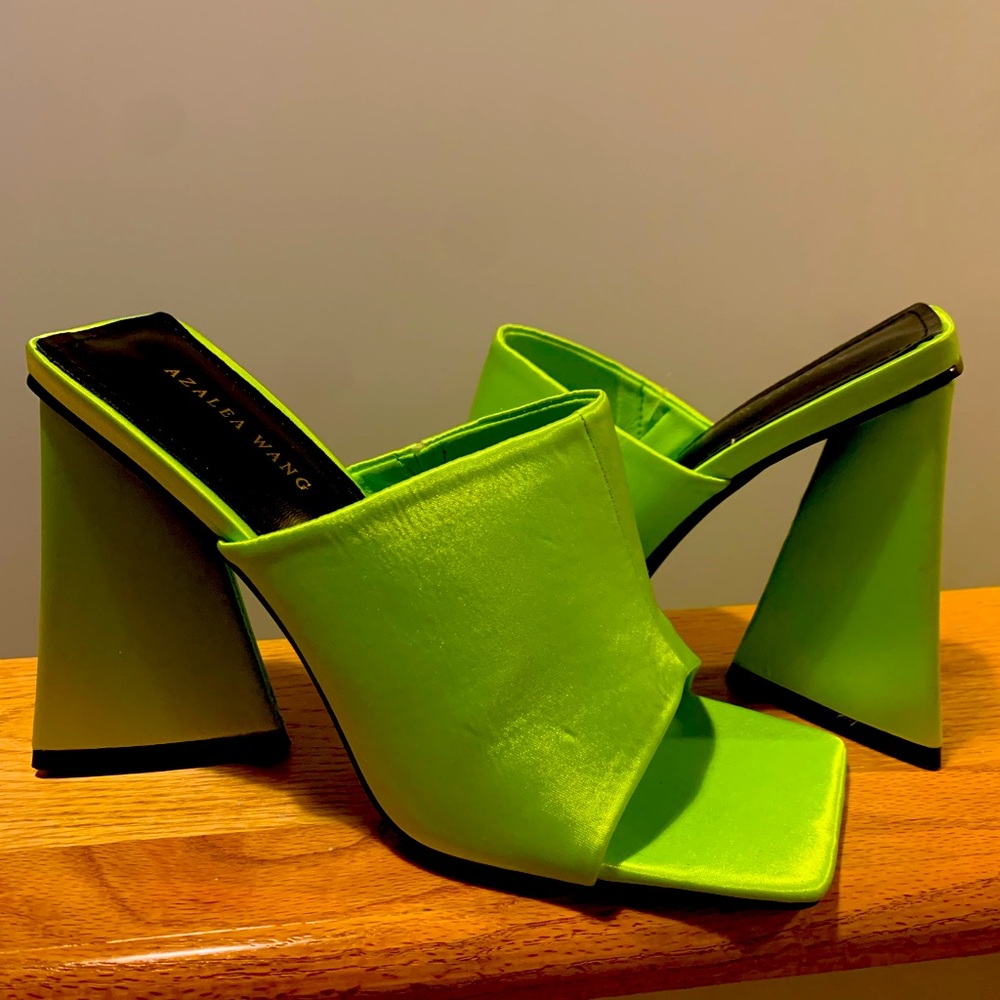 Wedge Vibrant Heels